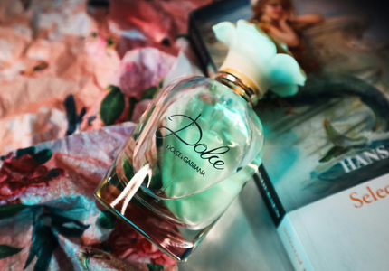 Perfumy na lato dla kobiet: Najpiękniejsze letnie zapachy, które pokochasz