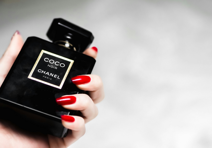 Chanel: „Kobieta, która nie nosi perfumu, nie ma przyszłości.”