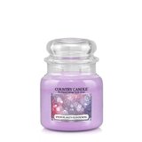 Country Candle Snowflakes Glistening średnia świeca zapachowa z 2 knotami (453 g)