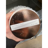 Paddywax GLOW IVORY COTTON & TEAK 3-knotowa świeca zapachowa z miedzianą pokrywką (17 uncji / 482 g)