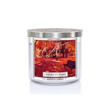 Świeca zapachowa Kringle Candle Crimson Park z 3 knotami 411g