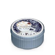 Świeca zapachowa Kringle Candle Cashmere & Cocoa (35 g)