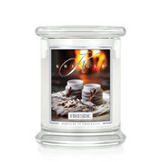 Kringle Candle Fireside świeca zapachowa średnia z 2 knotami (411 g)
