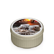 Świeca zapachowa Kringle Candle Fireside (35 g)