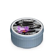 Świeca zapachowa Kringle Candle Spa Day (35 g)