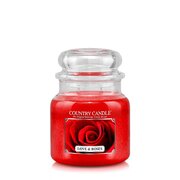 Country Candle Love & Roses średnia świeca zapachowa z 2 knotami (453 g)