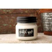 MILKHOUSE CANDLE McIntosh Świeca zapachowa Apple Farmhouse Jar (198 g)