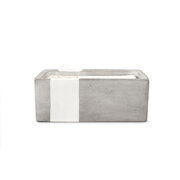 Paddywax URBAN WHITE TOBACCO + PATCHOULI w pojemniku betonowym (8 uncji / 226g)