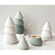 Świeca zapachowa Paddywax Cypress & Jodła „Choinka” Mała (5,5 uncji / 155g)