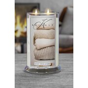 Kringle Candle Knit Swetry duża świeca zapachowa z 2 knotami (624 g)