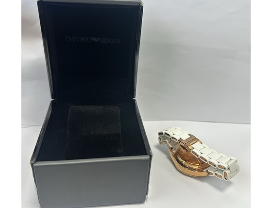 Emporio armani ar5920  -second hand - 0-02-05-c92bf03f4ab5d13d42addcad86a4a836c2827c4a8151335dbb840a597f0a32b0_9bbf99a7bf624c31